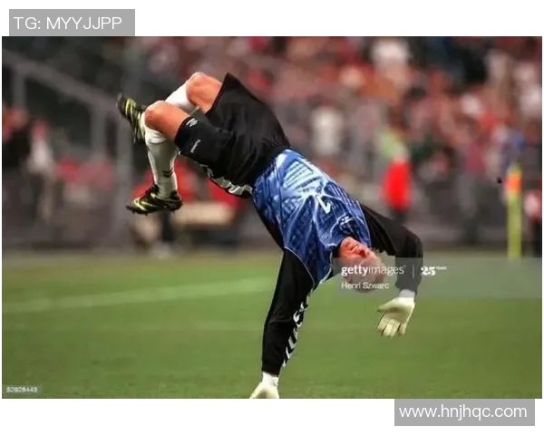 新百伦足球鞋再迎明星代言 引领球场时尚风潮的背后故事 新百伦足球鞋再迎明星代言 引领球场时尚风潮的背后故事