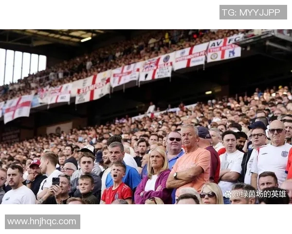 被欧洲球迷频繁批评的足球明星背后的真相与争议 被欧洲球迷频繁批评的足球明星背后的真相与争议